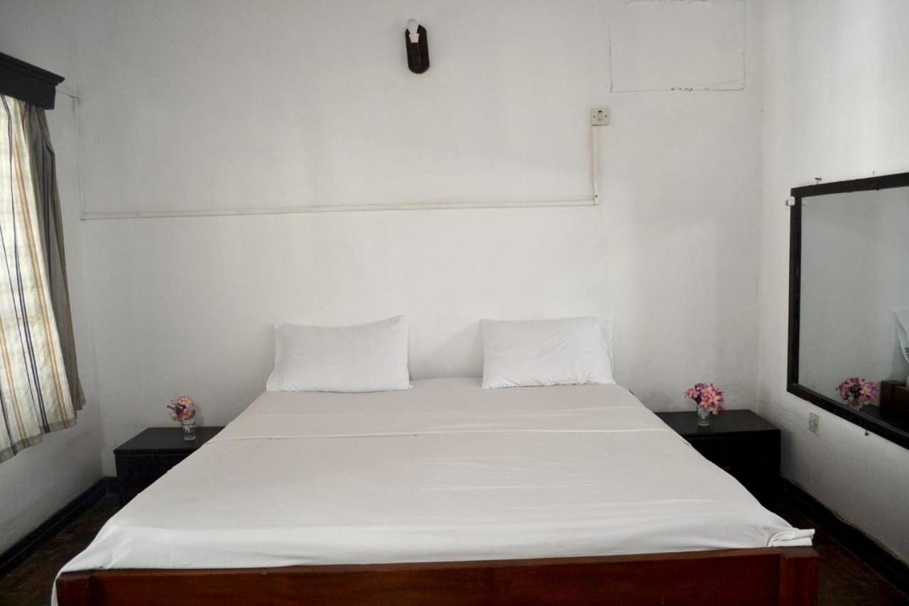The New Big Tree Beach Resort Mombasa Bagian luar foto